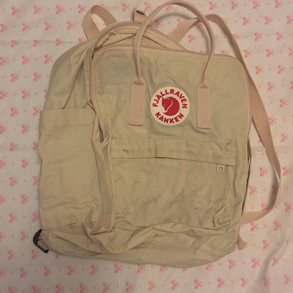 Fjällräven Kånken Beige Backpack
